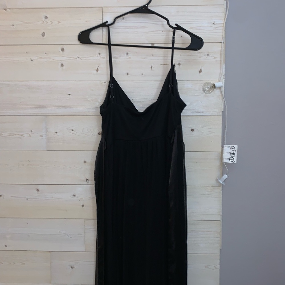 BLACK FORMAL DRESS - Picture 3 of 5